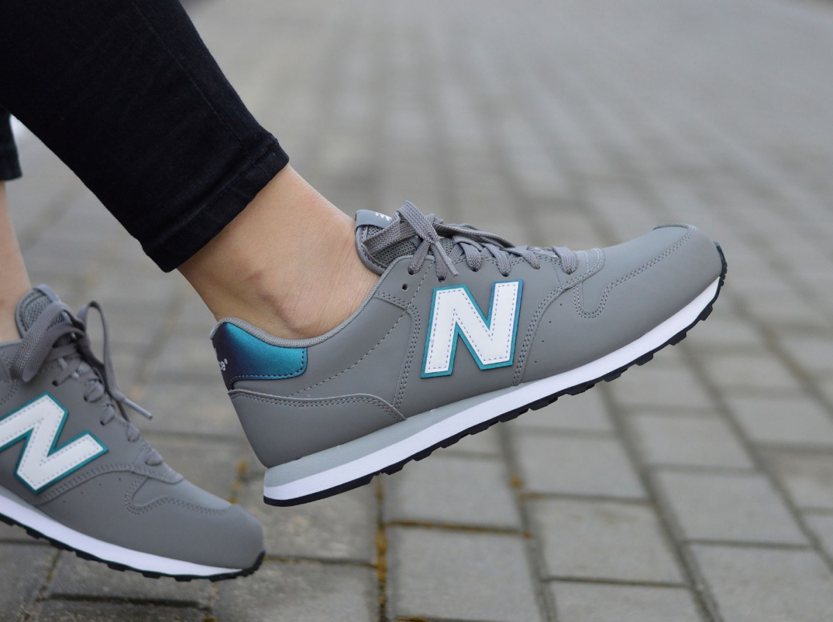 New Balance 402